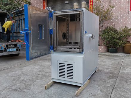 低气压试验箱